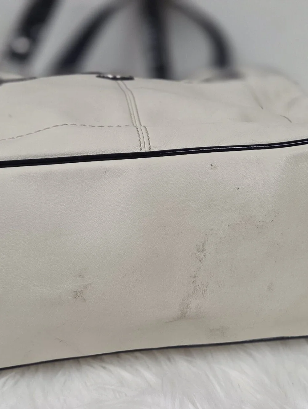 Coach Cream and Black Shoulder Bag